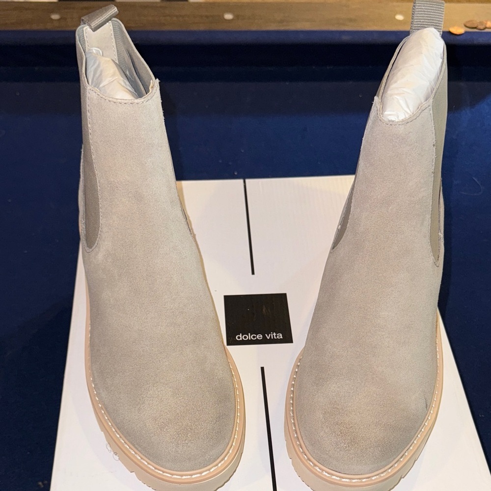 Dolce Vita Women's Taupe Ankle Booties